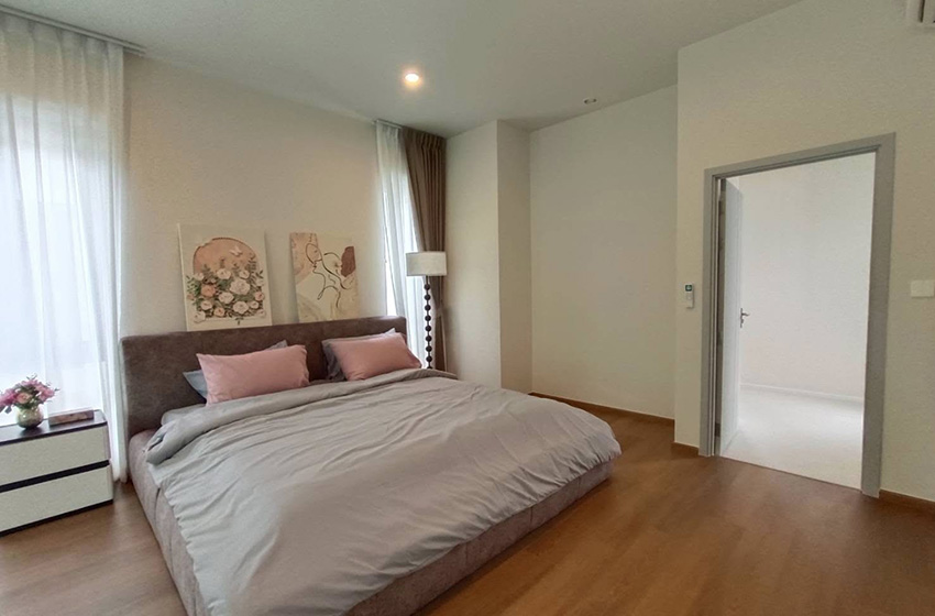 House with Shared Pool in Bangnatrad 